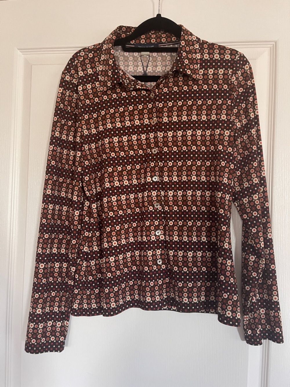 NWT Tommy Hilfiger Printed Button shirt